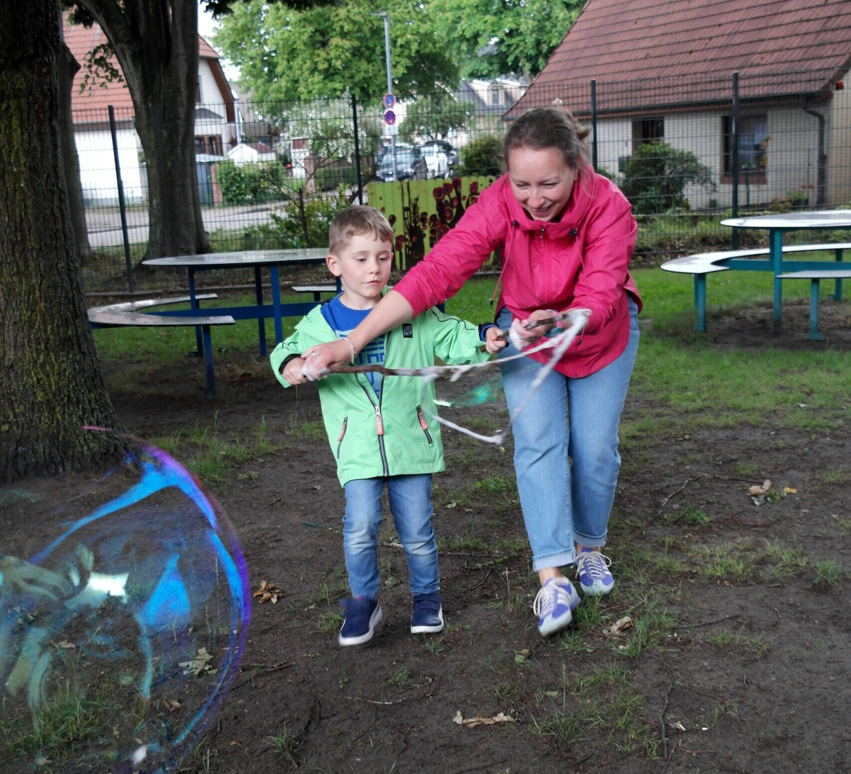Sommerfest an der Grundschule Uesen – ein fröhlicher Nachmittag voller Spiel und Begegnung